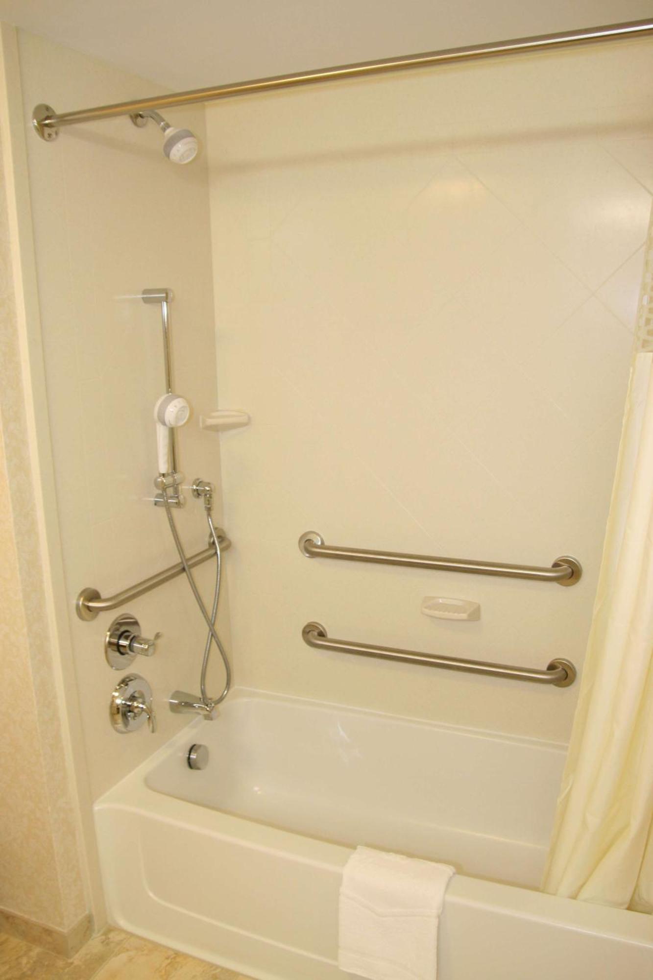 Hampton Inn Warrenton, Va Room photo